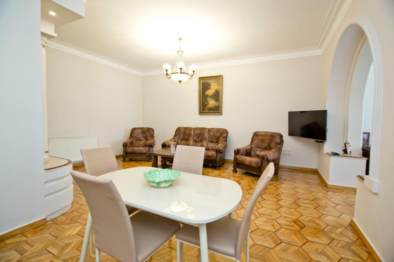 Seaside Luxury Apartment Μπατούμι Εξωτερικό φωτογραφία